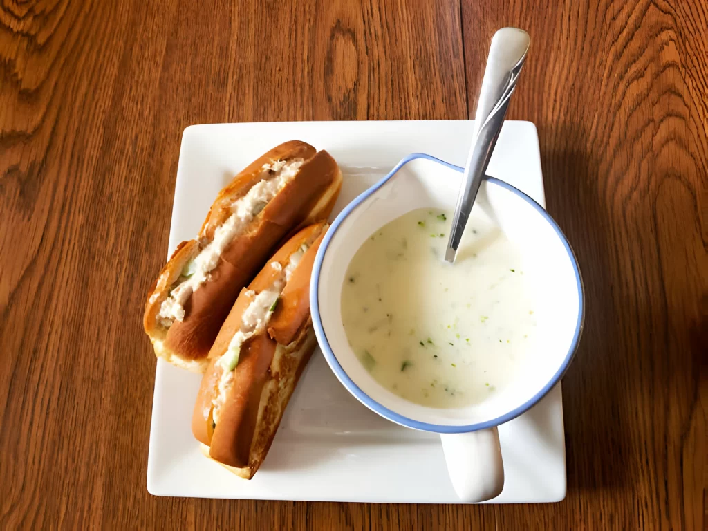 What Sandwich Goes With Broccoli Cheese Soup?